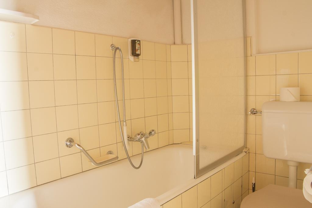 Hotel Waldhaus ベットメラルプ エクステリア 写真